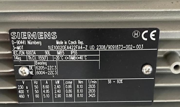 Výrobní štítek motoru Siemens Made in Czech Rep.